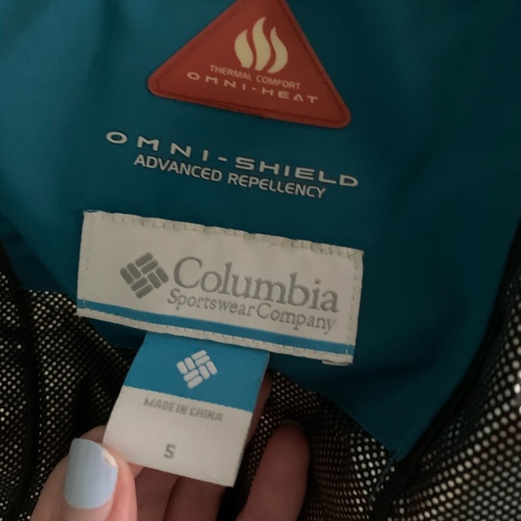 Columbia Winter Ski Coat in Great Condition - Picture 3 of 4